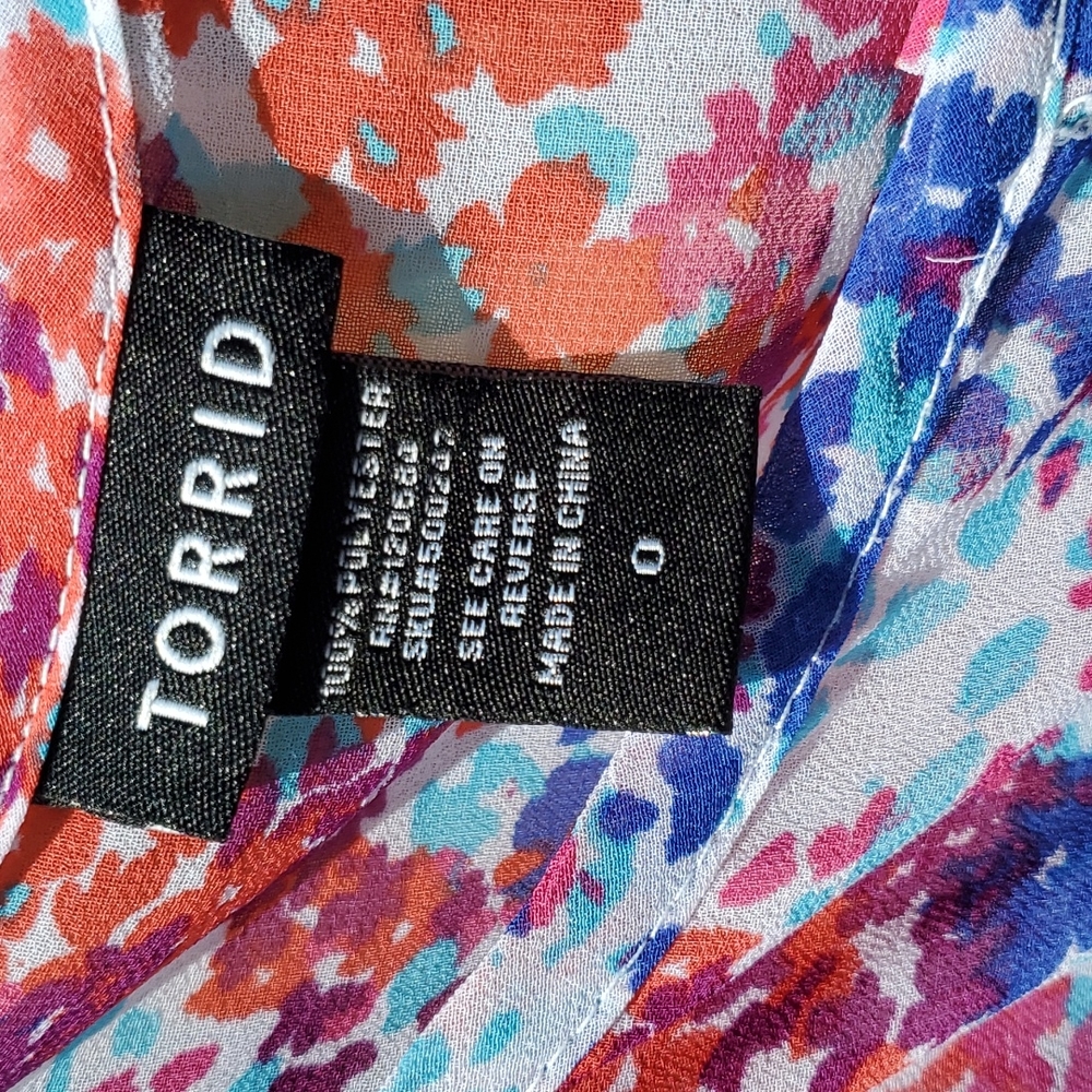 Torrid - Picture 5 of 6